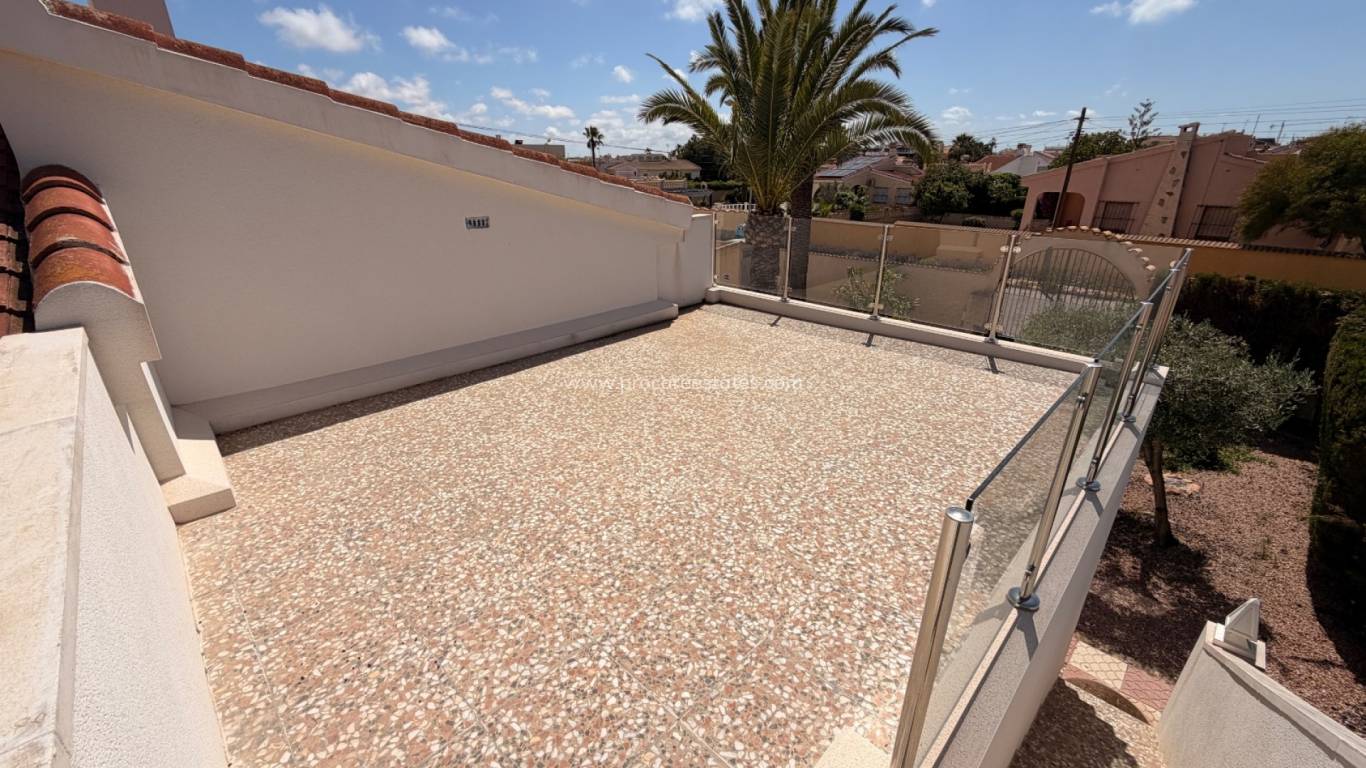 Verkoop - Villa Detached - Ciudad Quesada