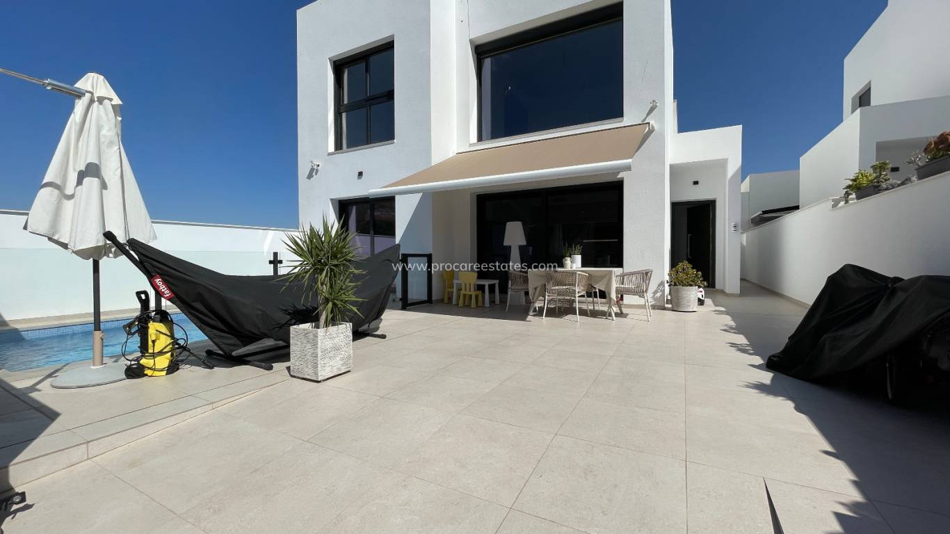 Verkoop - Villa - Formentera del Segura - Pueblo