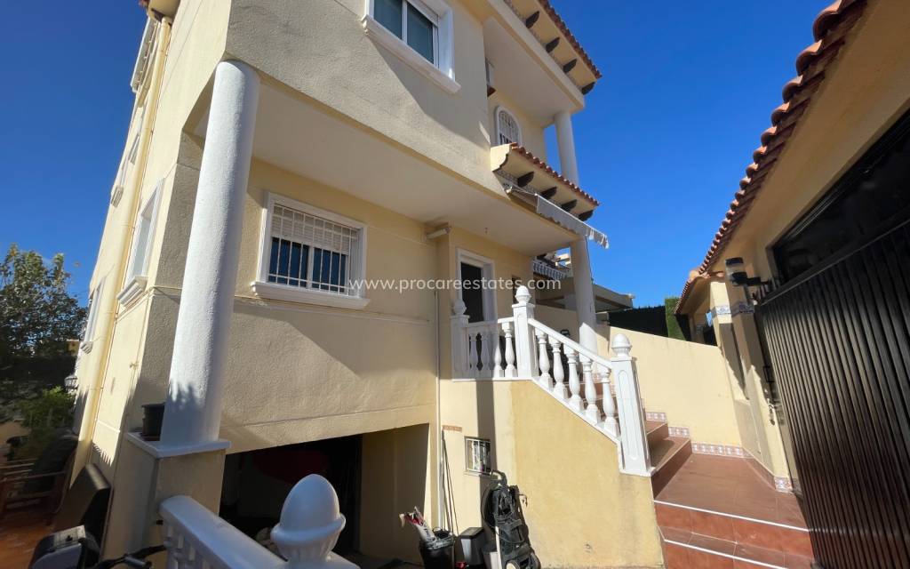 Verkoop - Villa - Guardamar del Segura - Alicante