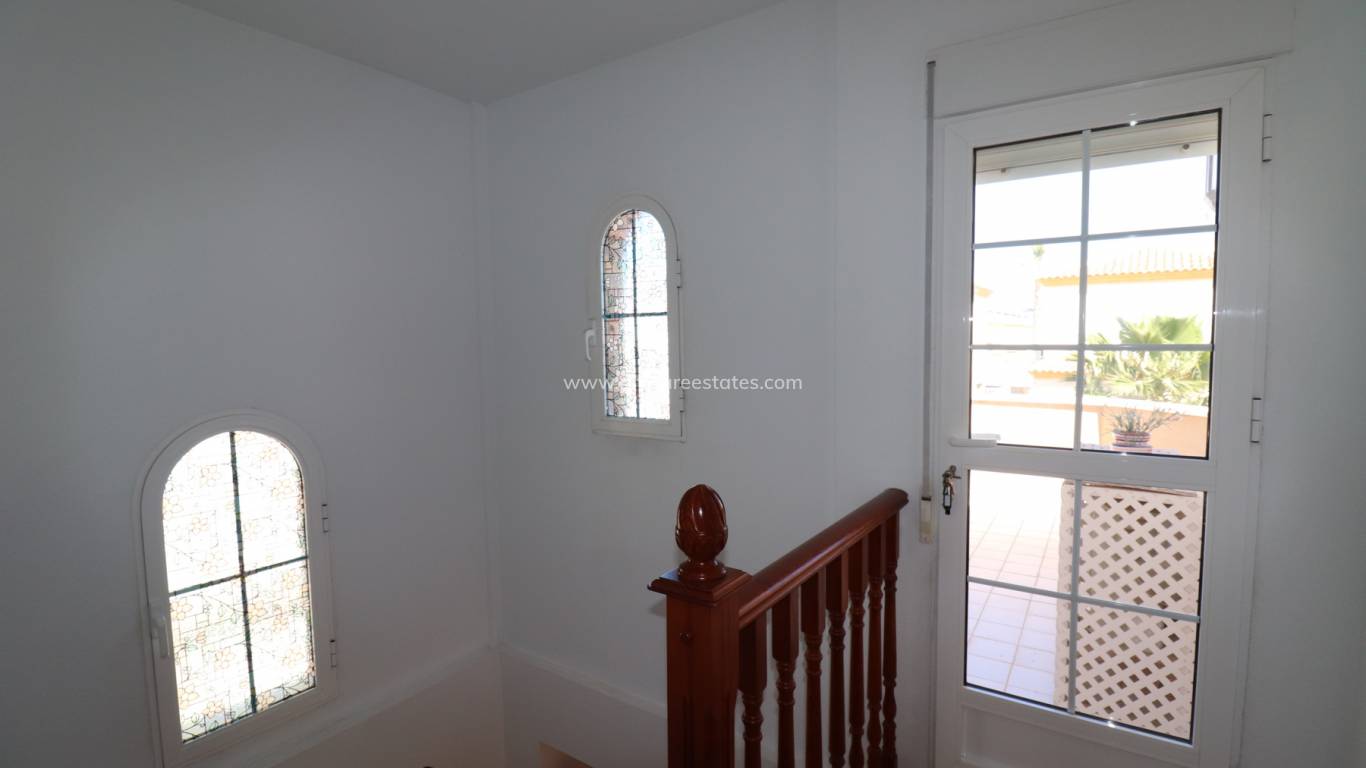 Verkoop - Villa - Guardamar del Segura - El Raso