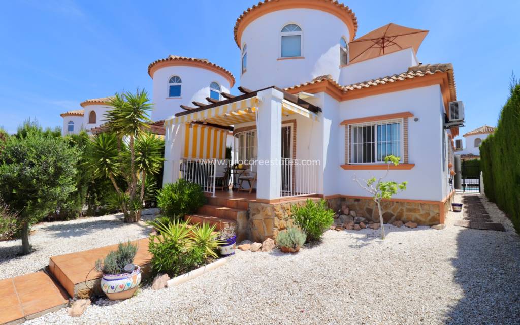 Verkoop - Villa - Guardamar del Segura - El Raso