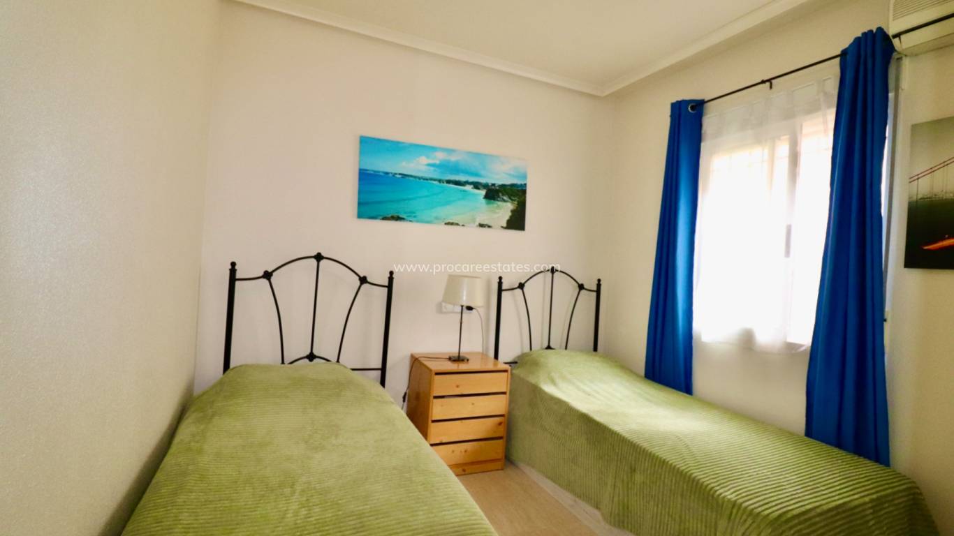 Verkoop - Villa - Guardamar del Segura - El Raso