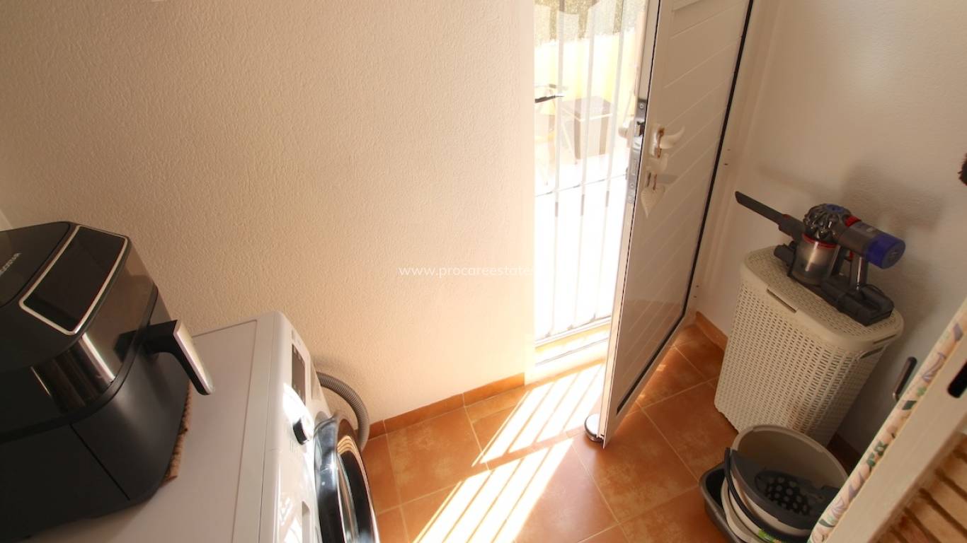 Verkoop - Villa - Guardamar del Segura - El Raso