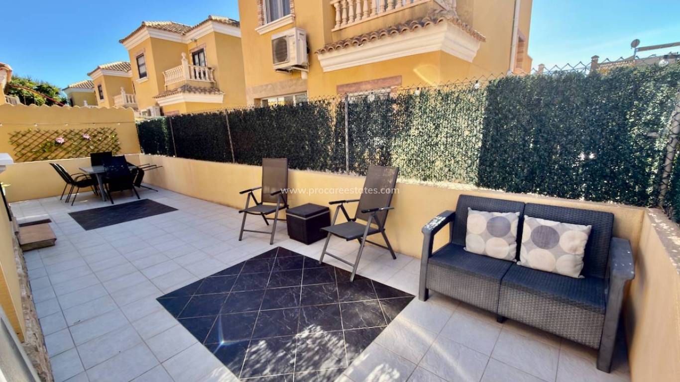 Verkoop - Villa - Guardamar del Segura - El Raso