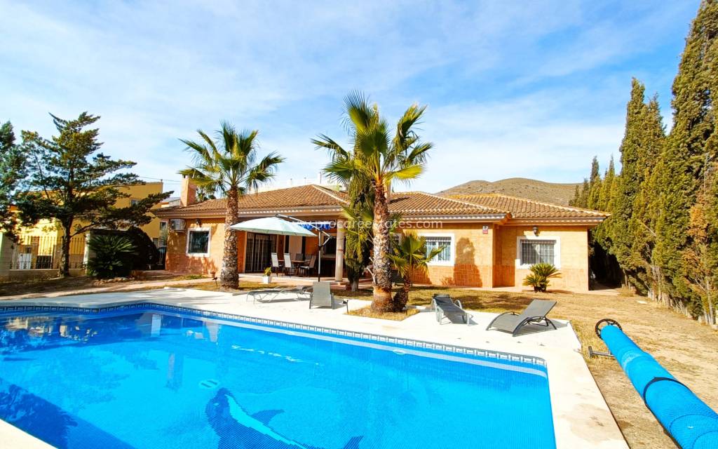 Verkoop - Villa - Hondon De Los Frailes