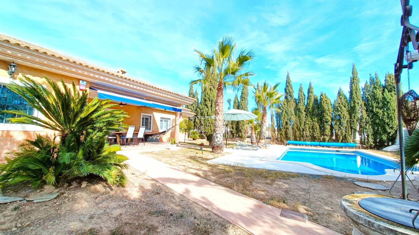 Verkoop - Villa - Hondon De Los Frailes