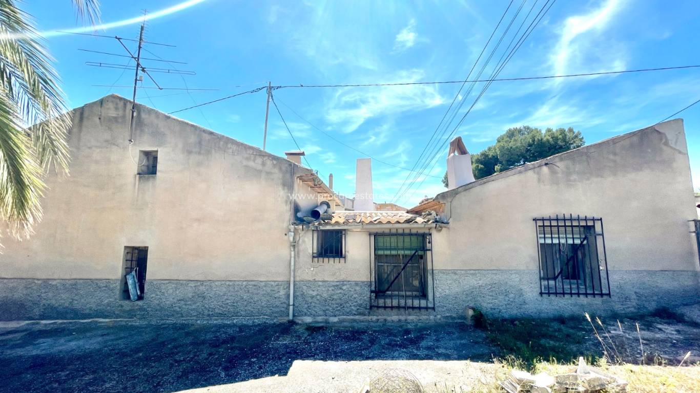 Verkoop - Villa - La Romana - Villas de la Romana
