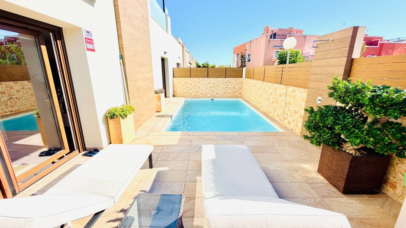 Verkoop - Villa - Los Montesinos - La Herada