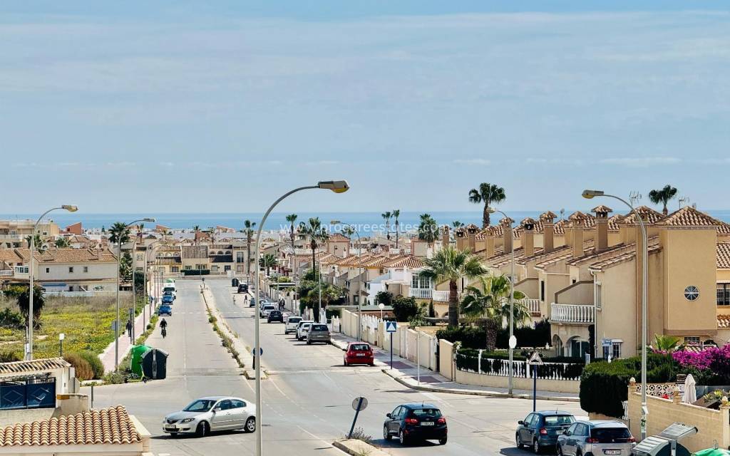 Verkoop - Villa - Orihuela Costa - Campoamor