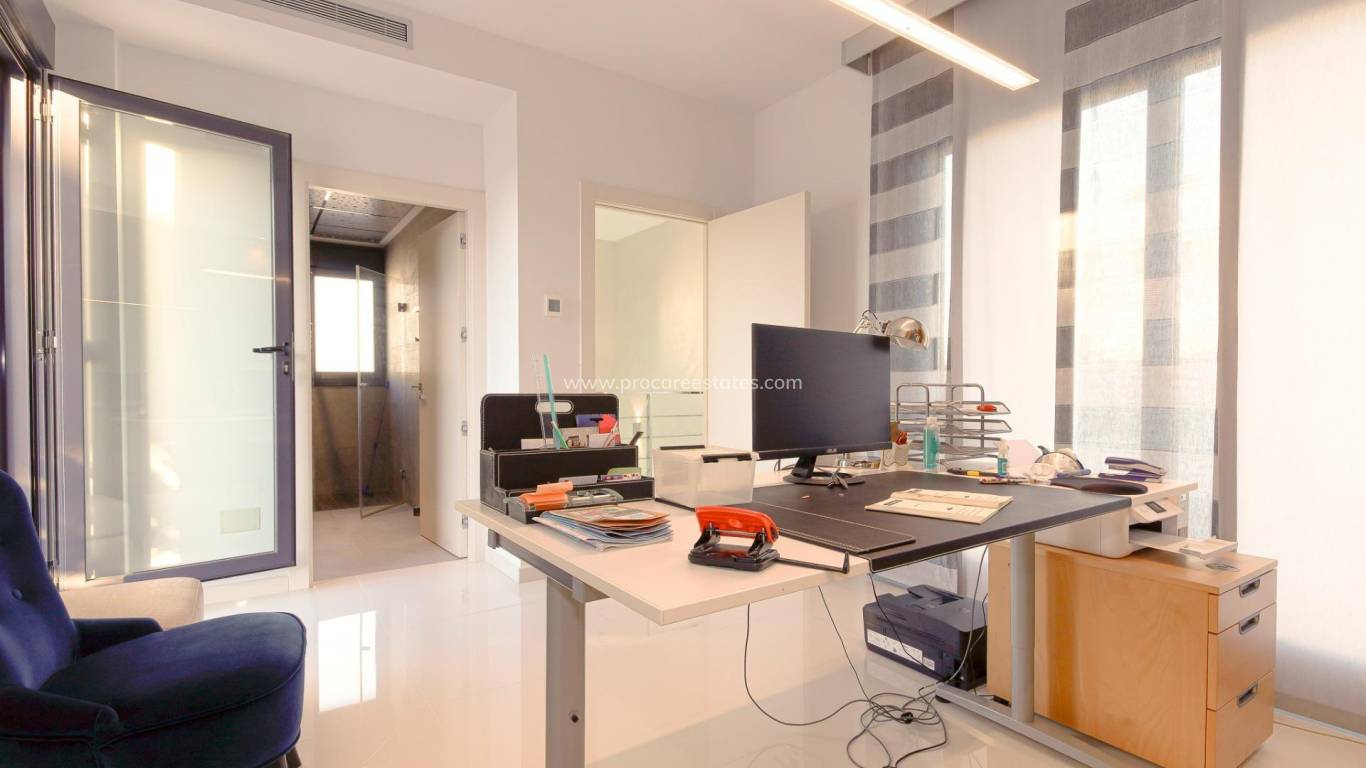 Verkoop - Villa - Orihuela Costa - Campoamor