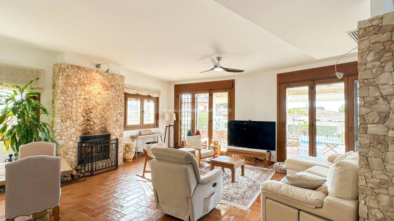 Verkoop - Villa - Orihuela Costa - Campoamor