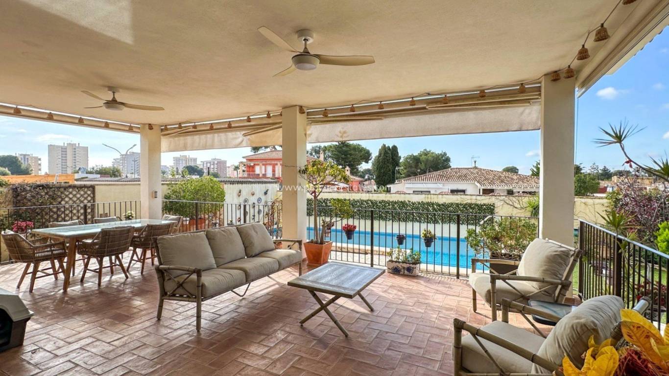 Verkoop - Villa - Orihuela Costa - Campoamor