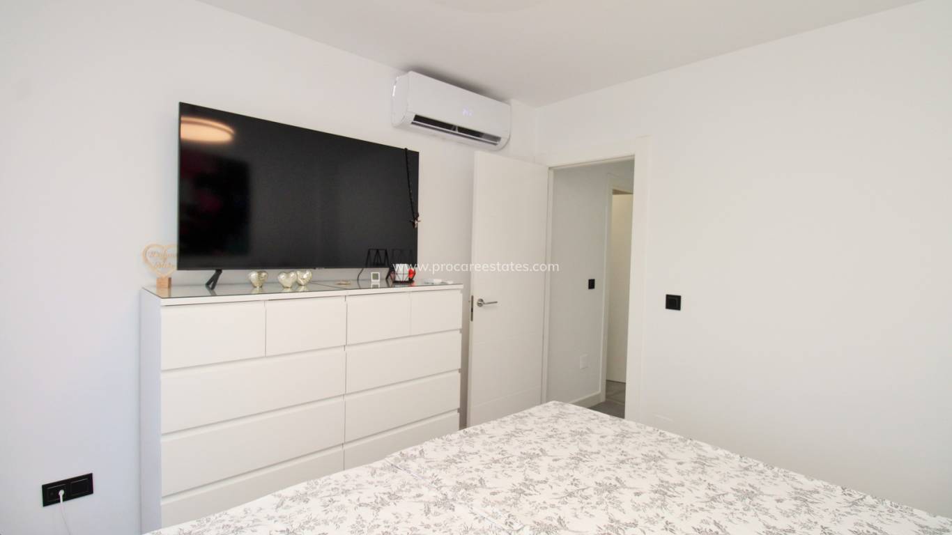 Verkoop - Villa - Orihuela Costa - Campoamor