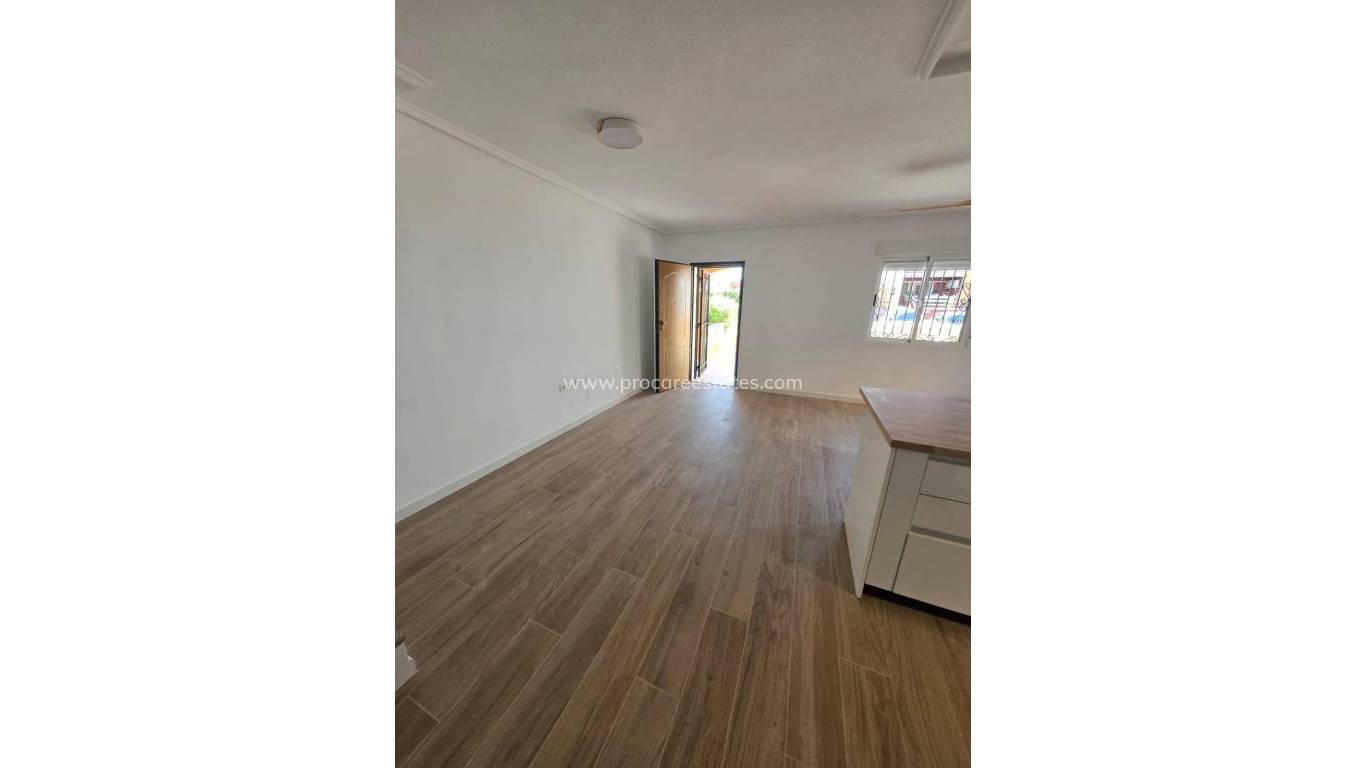 Verkoop - Villa - Orihuela Costa - Campoamor