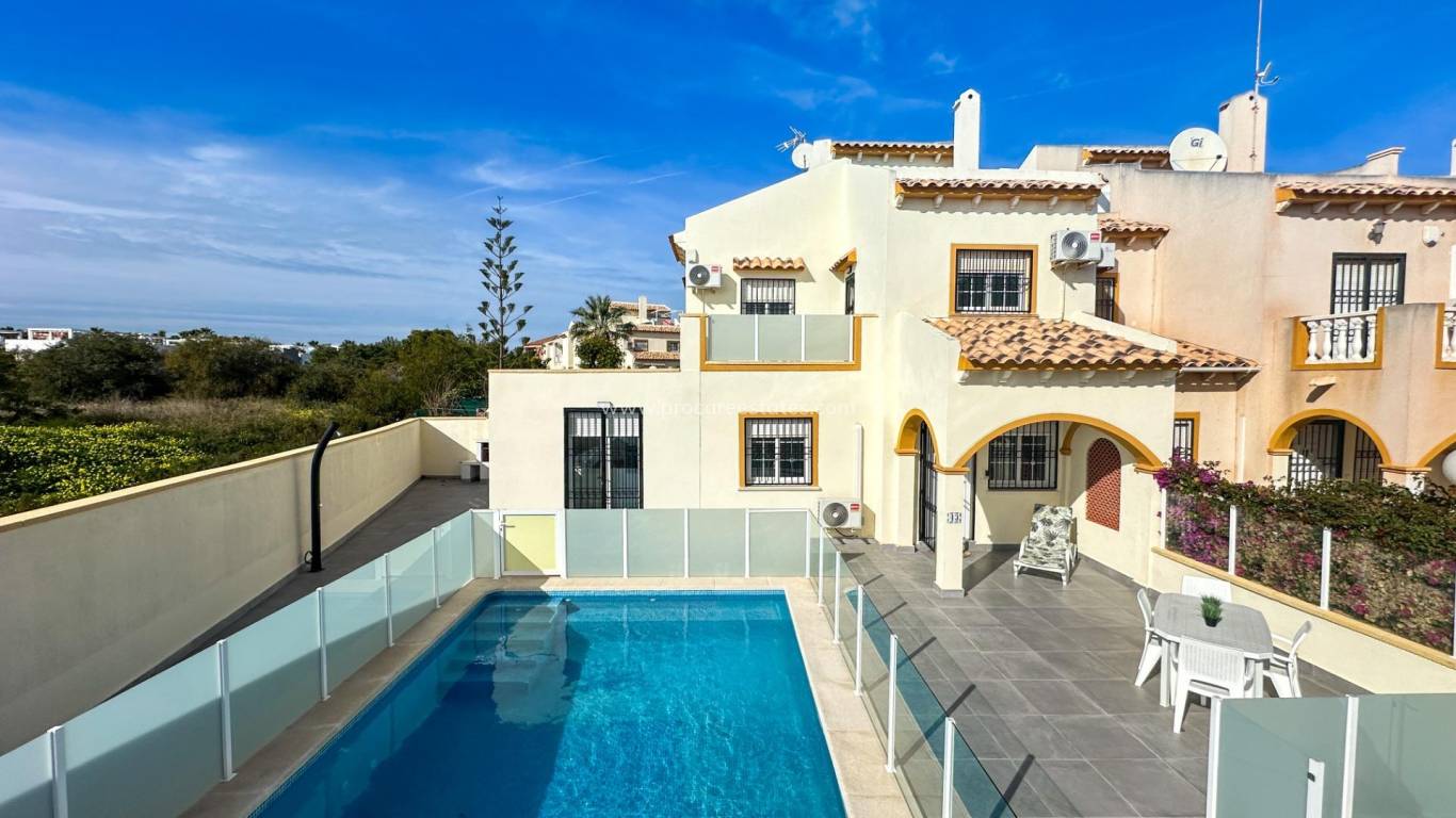 Verkoop - Villa - Orihuela Costa - La Zenia