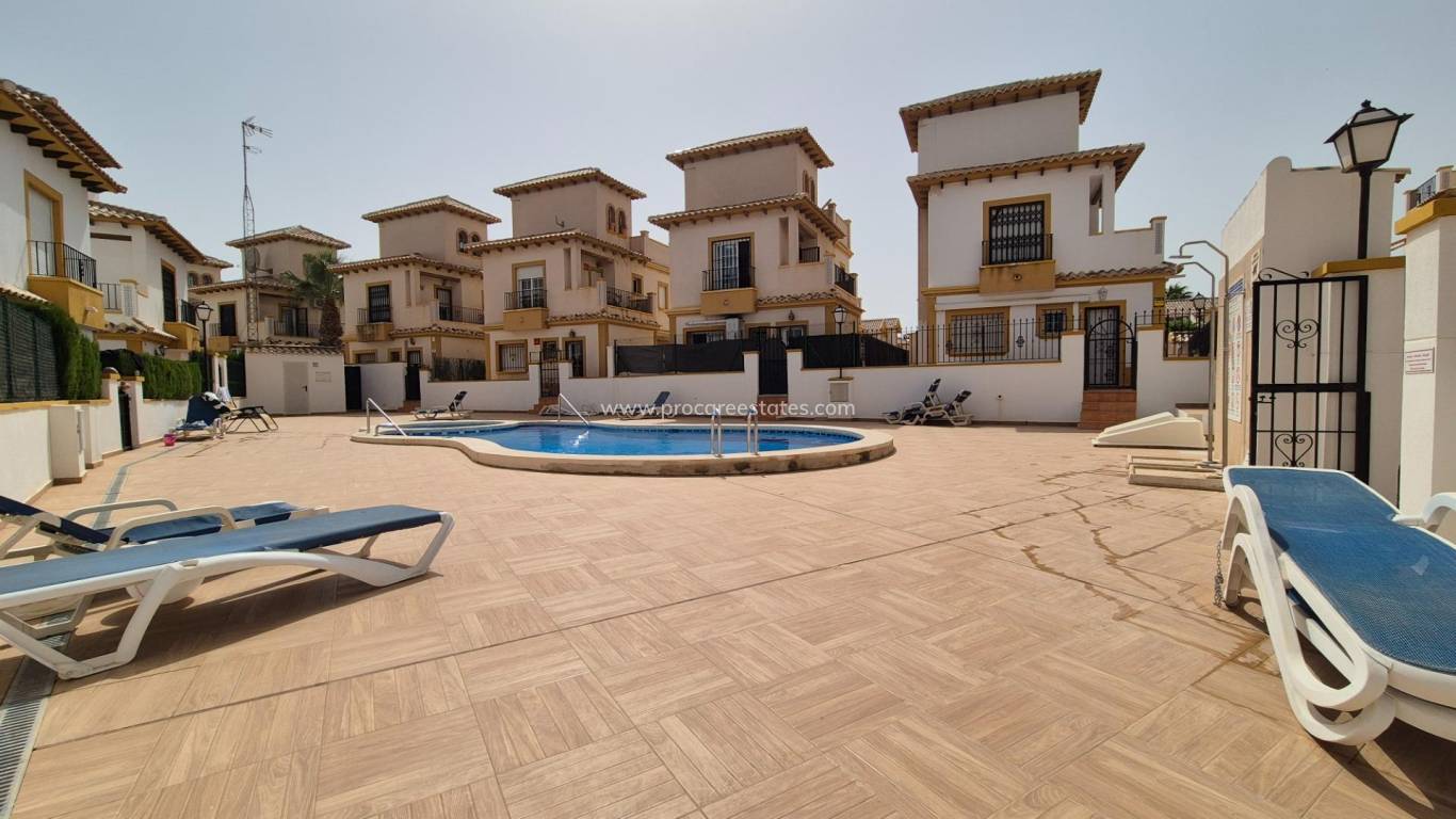 Verkoop - Villa - Orihuela Costa - Lomas de Cabo Roig-Los Dolses