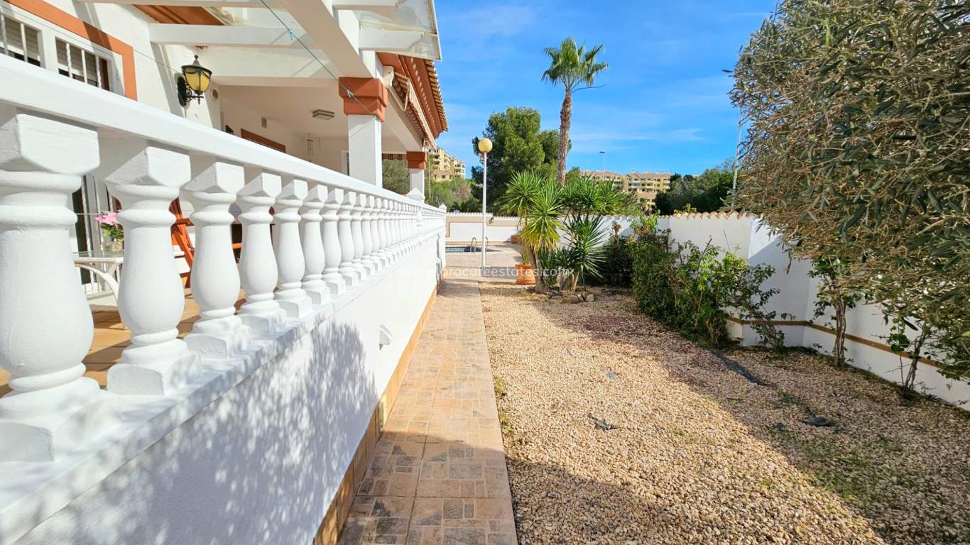 Verkoop - Villa - Orihuela Costa - Lomas de Campoamor-Las Ramblas