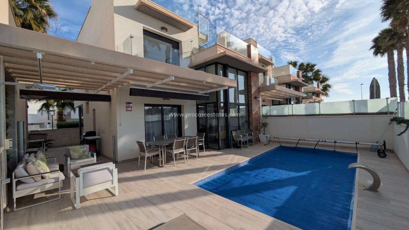 Verkoop - Villa - Orihuela Costa - Montezenia