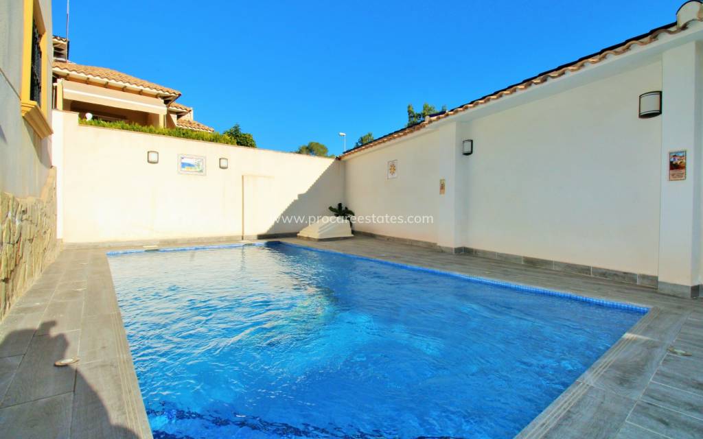 Verkoop - Villa - Orihuela Costa - Playa Flamenca