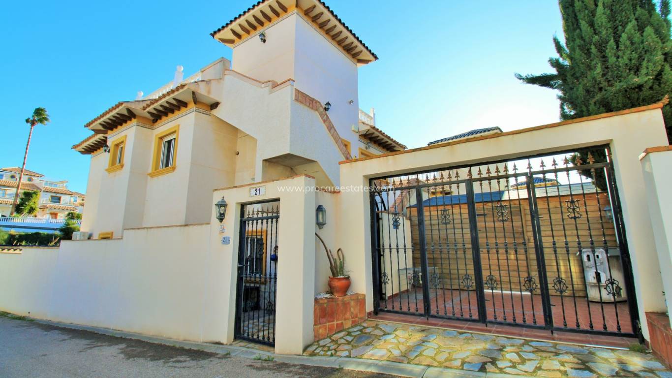 Verkoop - Villa - Orihuela Costa - Playa Flamenca