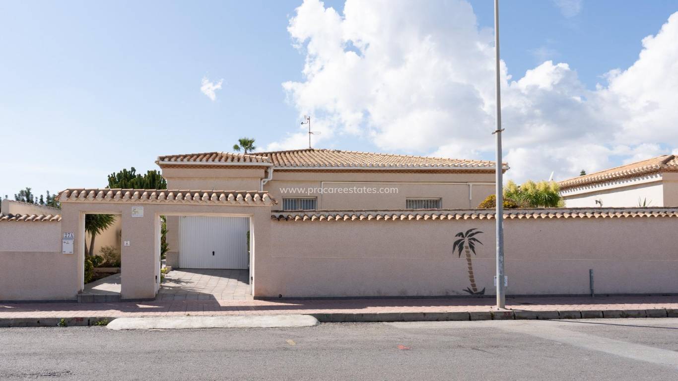 Verkoop - Villa - Orihuela Costa - Playa Flamenca