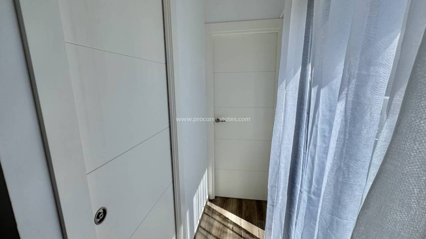 Verkoop - Villa - Orihuela Costa - Punta Prima