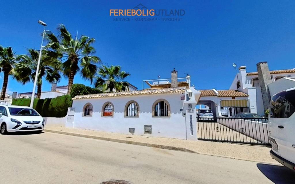 Verkoop - Villa - Orihuela Costa - Villamartin