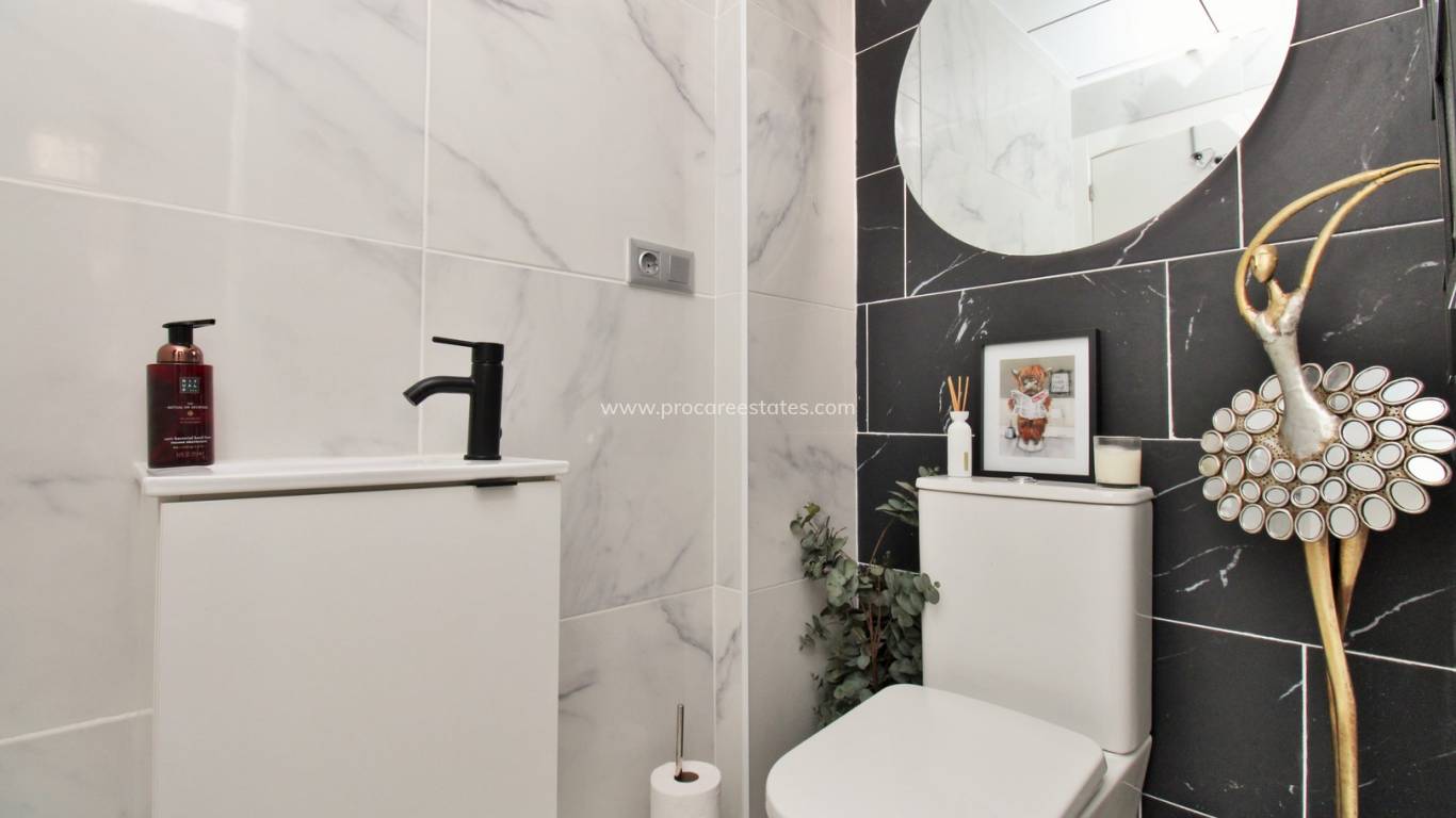 Verkoop - Villa - Orihuela Costa - Villamartin