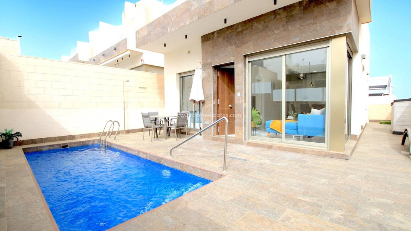 Verkoop - Villa - Orihuela Costa - Villamartin