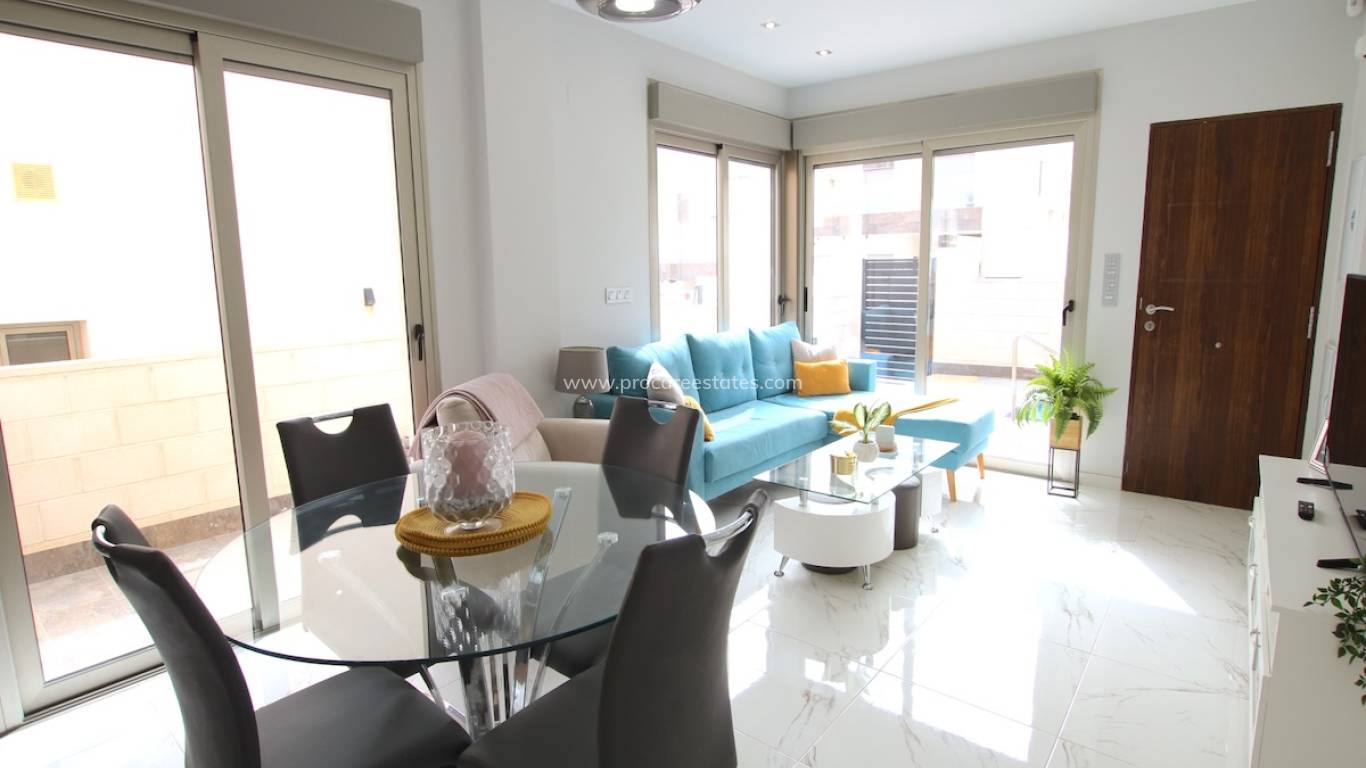 Verkoop - Villa - Orihuela Costa - Villamartin