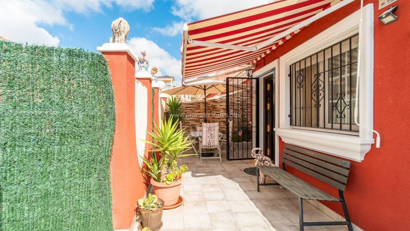 Verkoop - Villa - Orihuela Costa - Villamartin