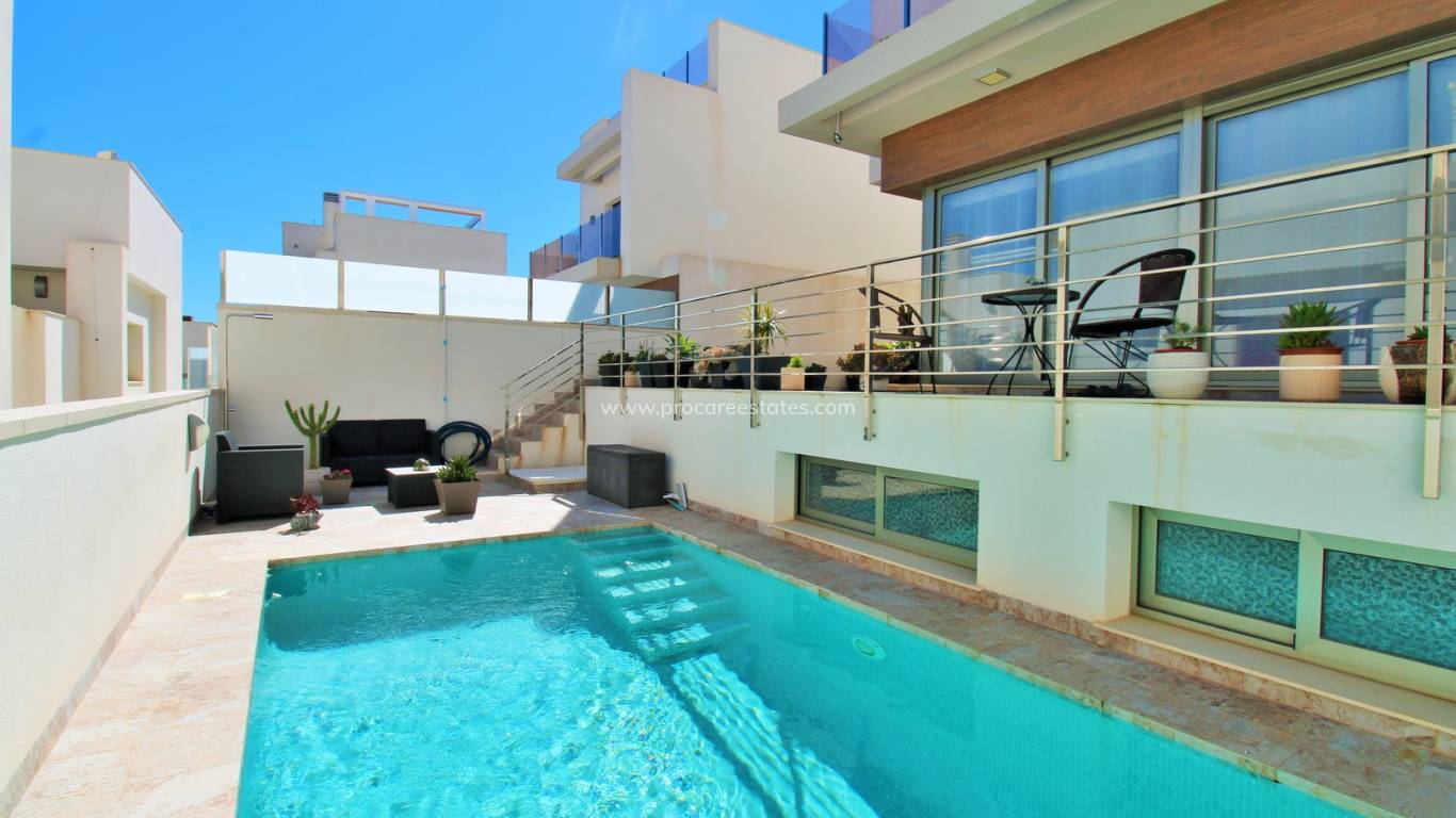 Verkoop - Villa - Orihuela Costa - Villamartin