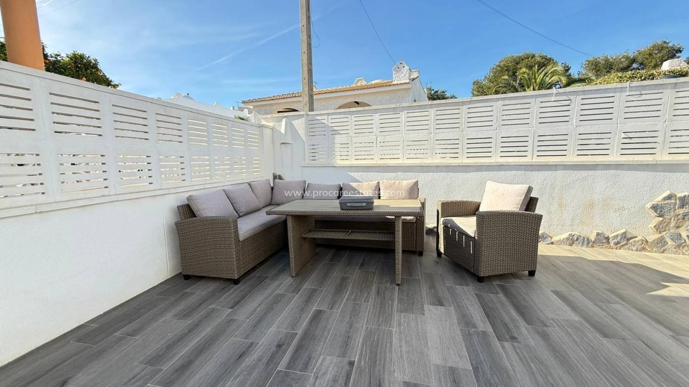 Verkoop - Villa - Orihuela Costa - Villamartin