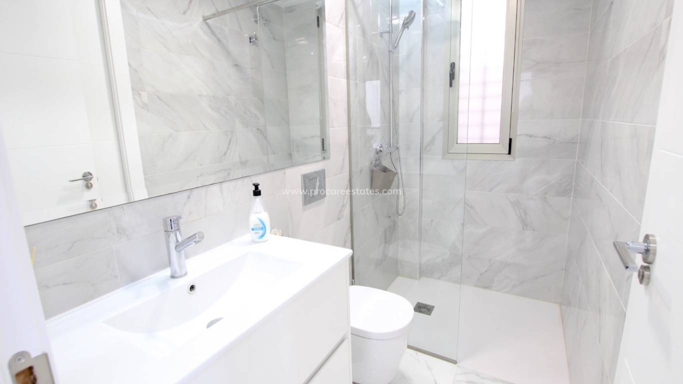 Verkoop - Villa - Orihuela Costa - Villamartin