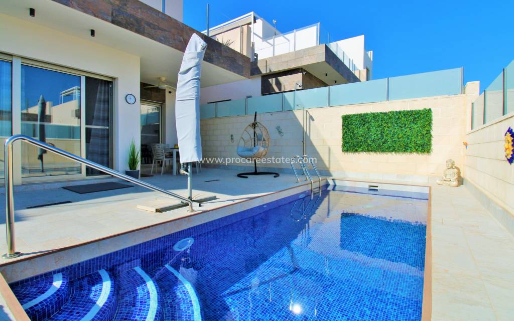Verkoop - Villa - Orihuela Costa - Villamartin