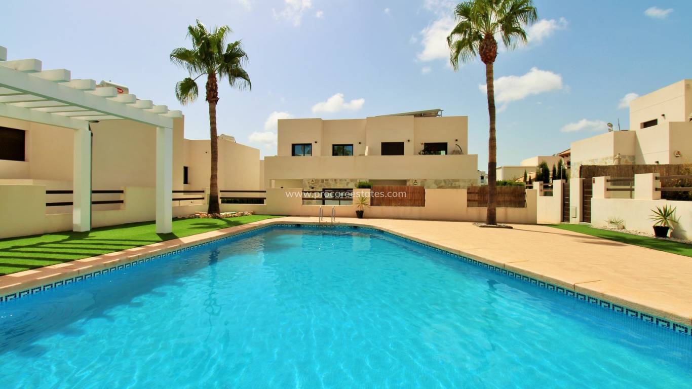 Verkoop - Villa - Orihuela Costa - Villamartin