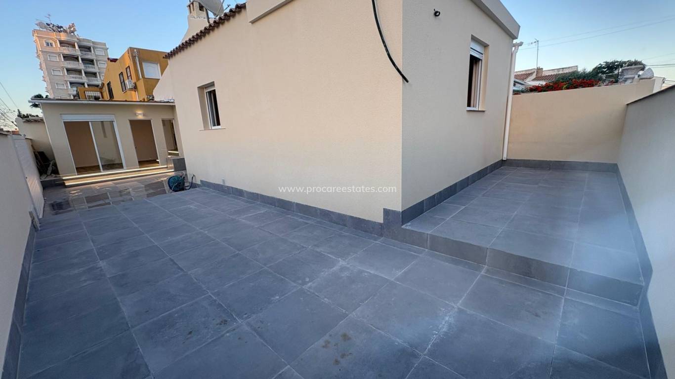 Verkoop - Villa - Torrevieja - Acequion