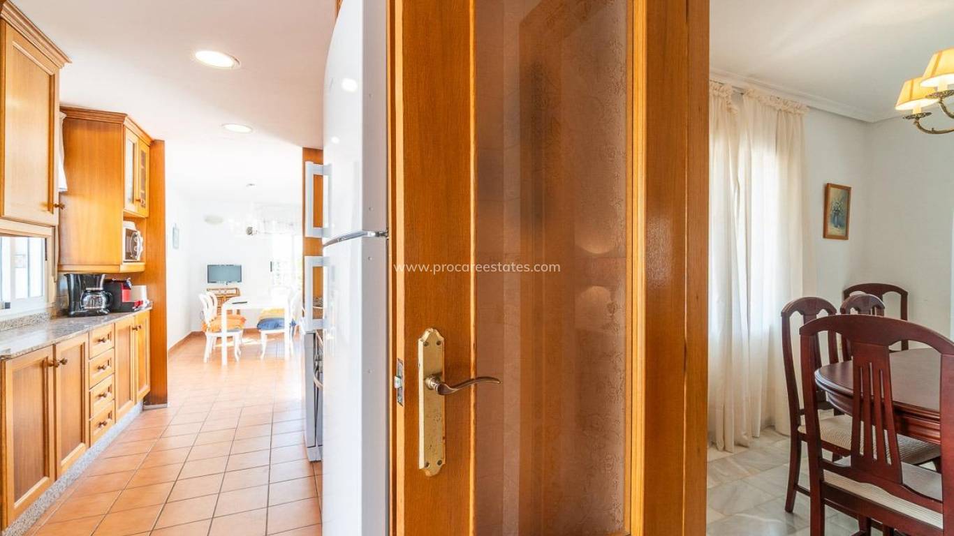 Verkoop - Villa - Torrevieja - Cala de cabo cervera