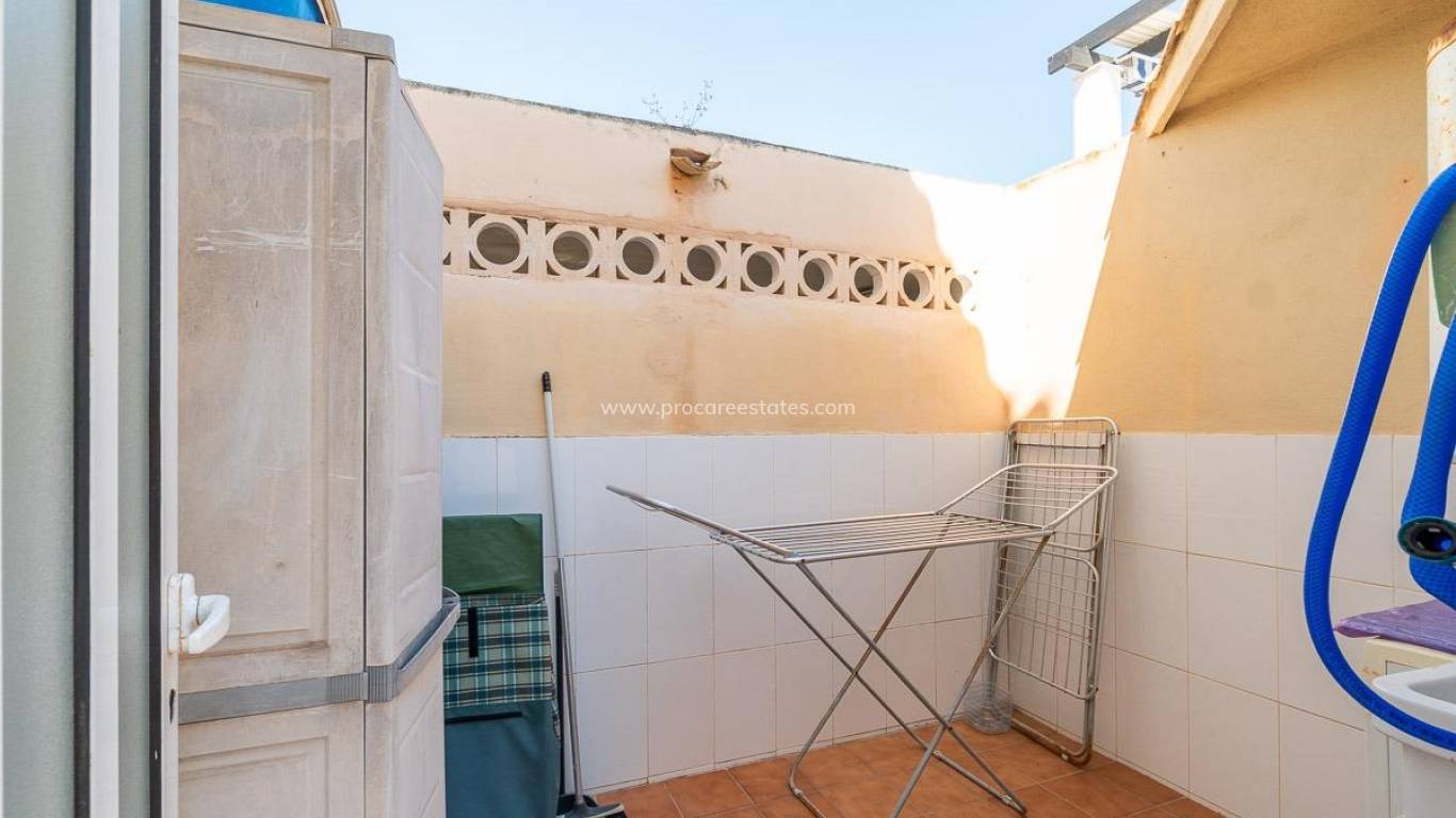 Verkoop - Villa - Torrevieja - Cala de cabo cervera