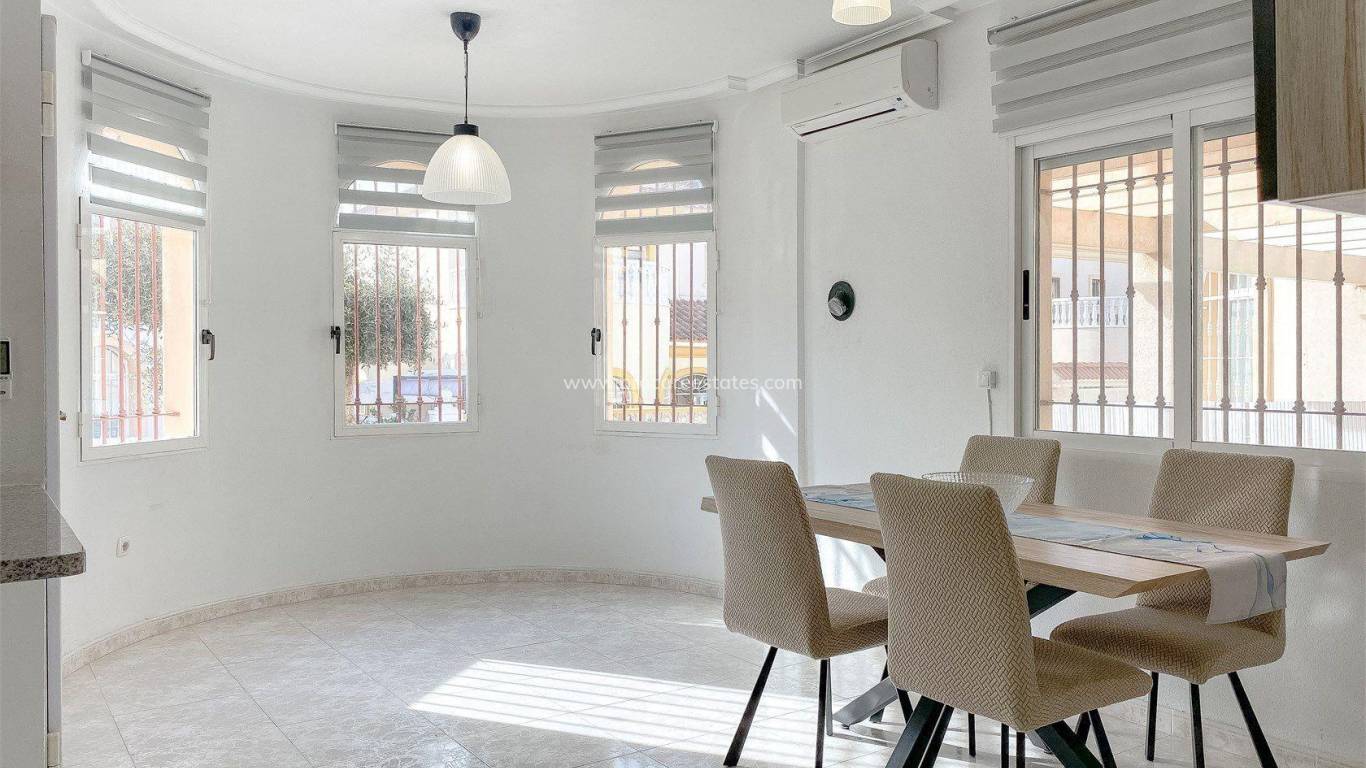 Verkoop - Villa - Torrevieja - Cañada del Molino
