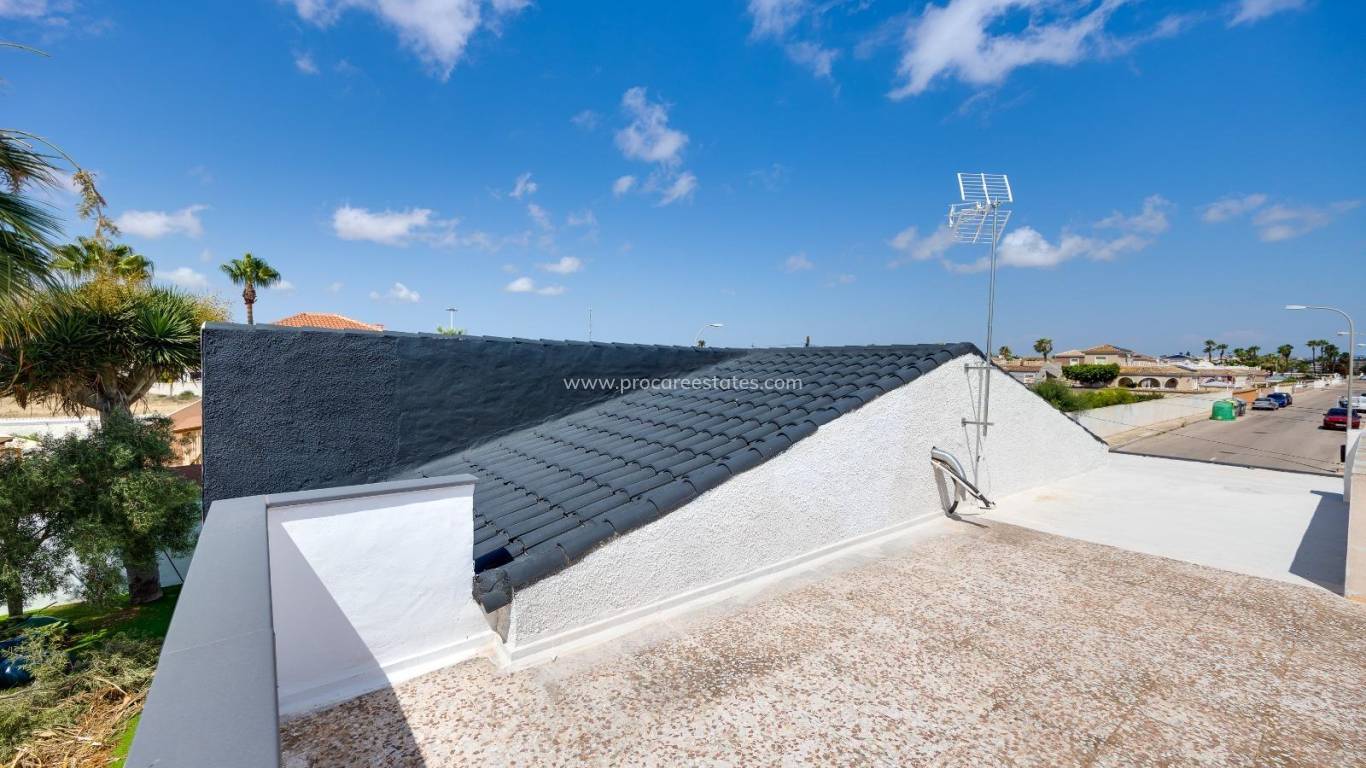 Verkoop - Villa - Torrevieja - El Chaparral