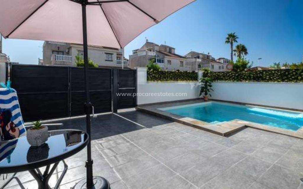 Verkoop - Villa - Torrevieja - El Chaparral