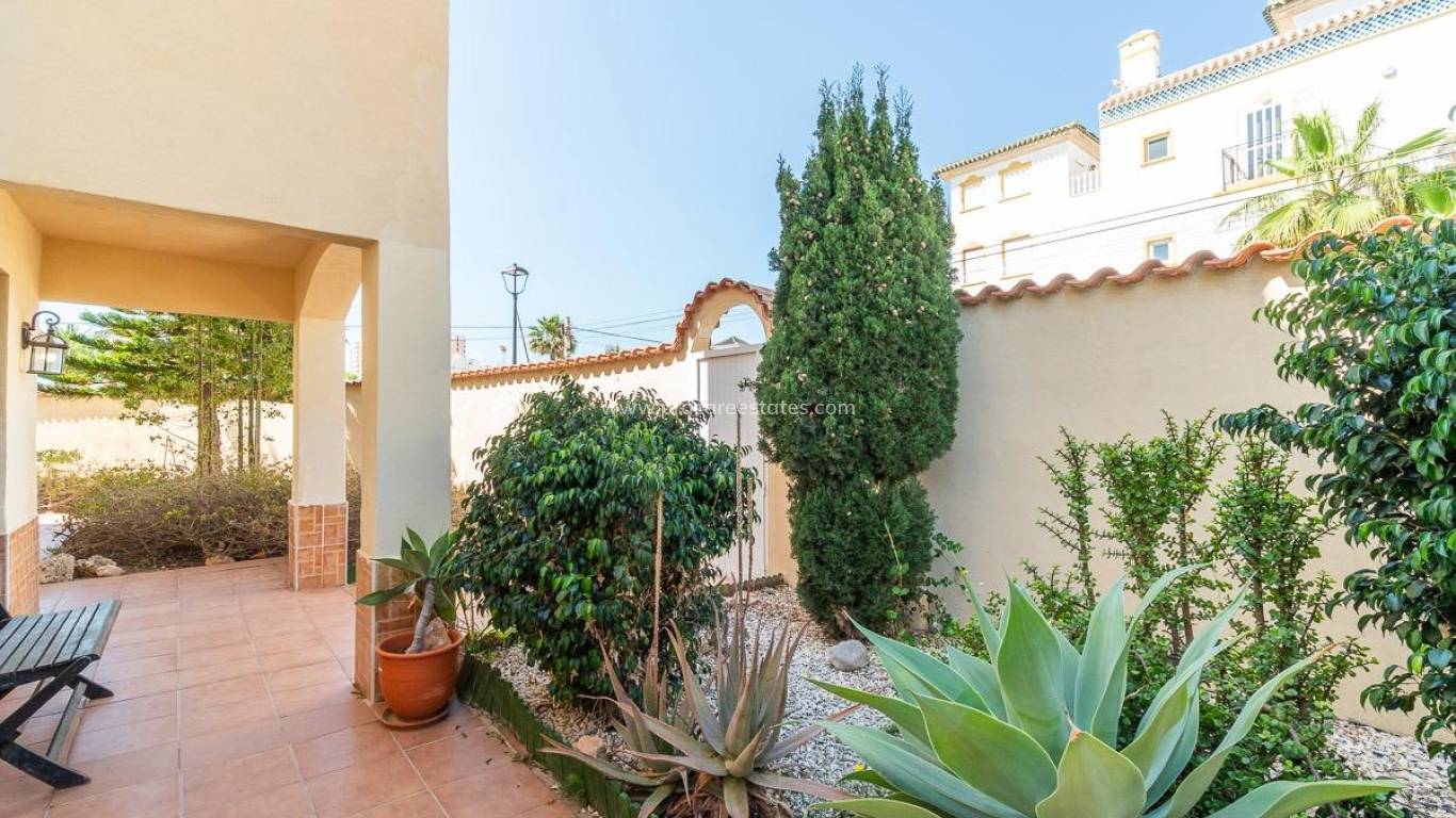 Verkoop - Villa - Torrevieja - La Mata