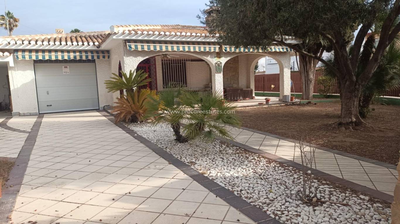 Verkoop - Villa - Torrevieja - La Siesta - El Salado - Torreta