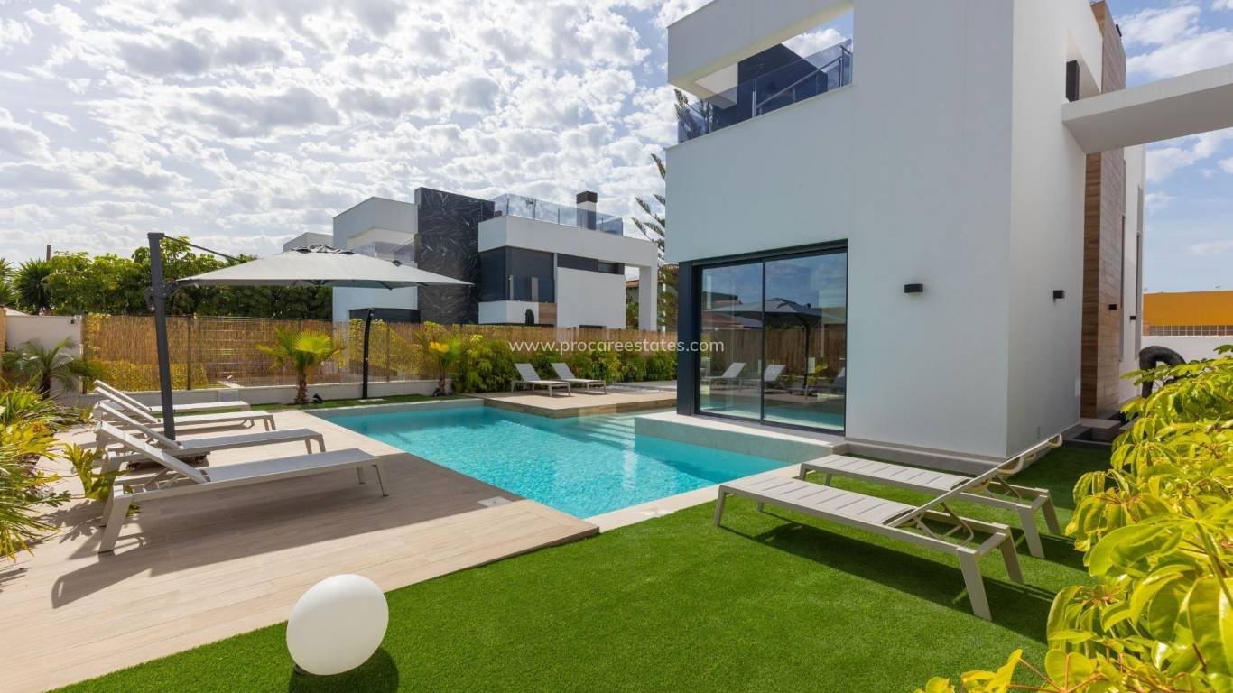 Verkoop - Villa - Torrevieja - La Siesta - El Salado - Torreta