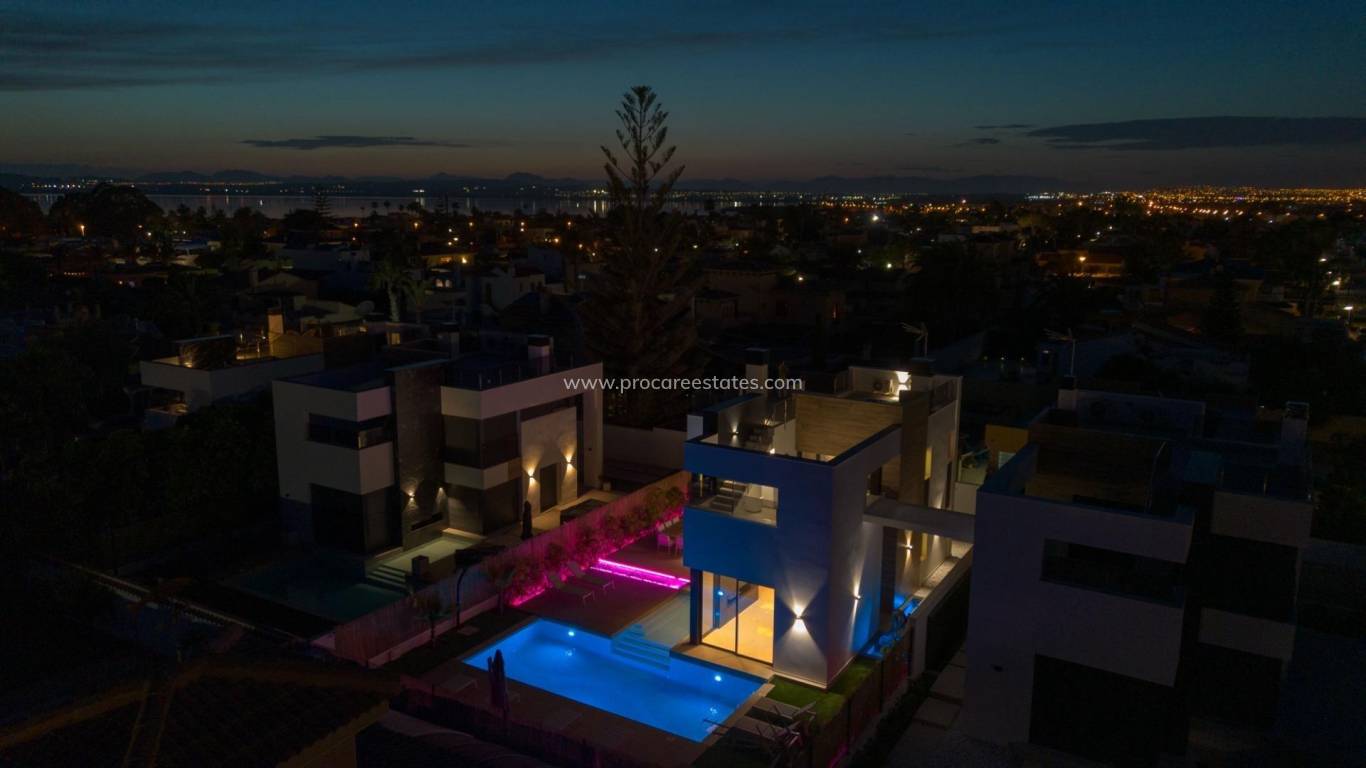 Verkoop - Villa - Torrevieja - La Siesta - El Salado - Torreta