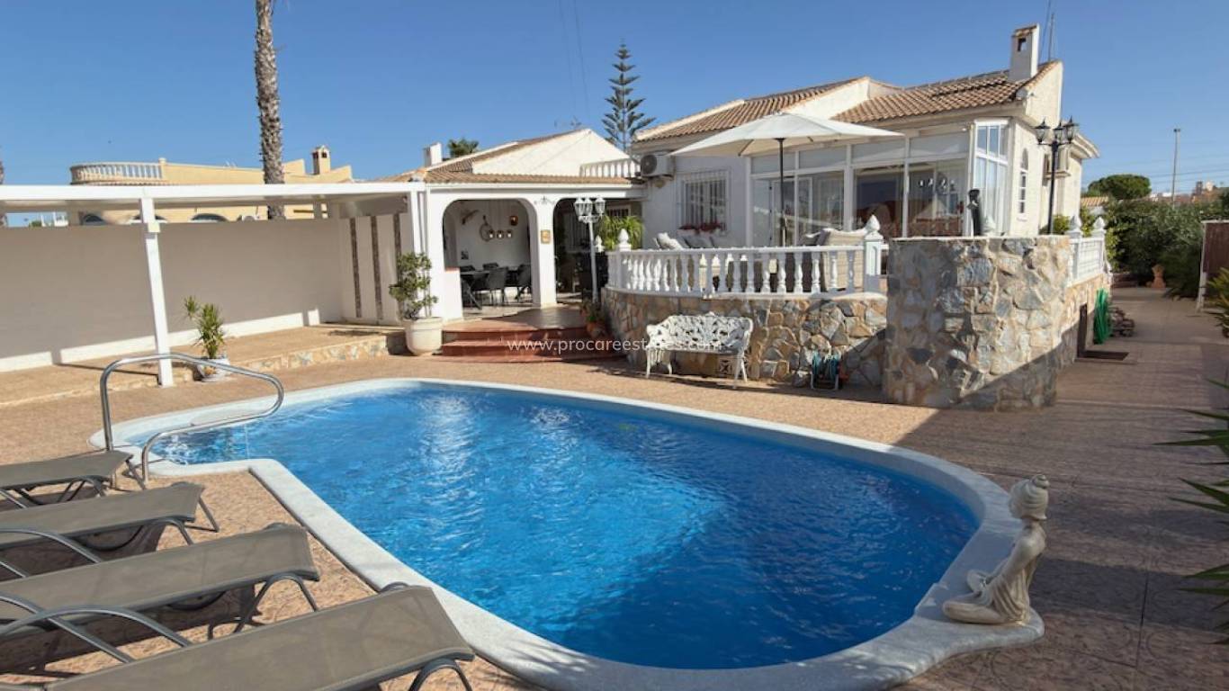 Verkoop - Villa - Torrevieja - La Siesta - San Luis