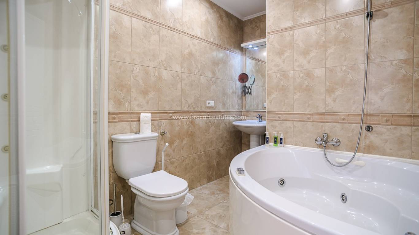 Verkoop - Villa - Torrevieja - La Siesta