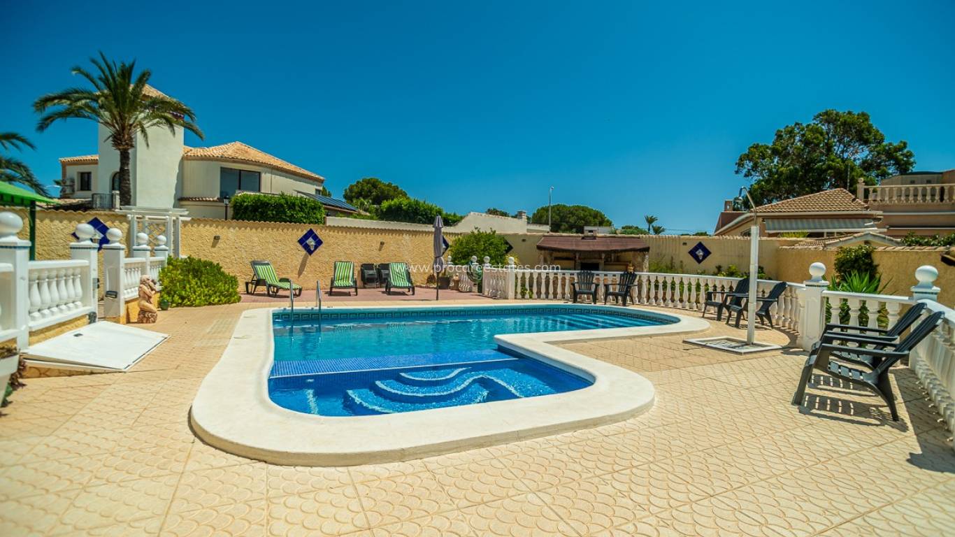 Verkoop - Villa - Torrevieja - La Siesta