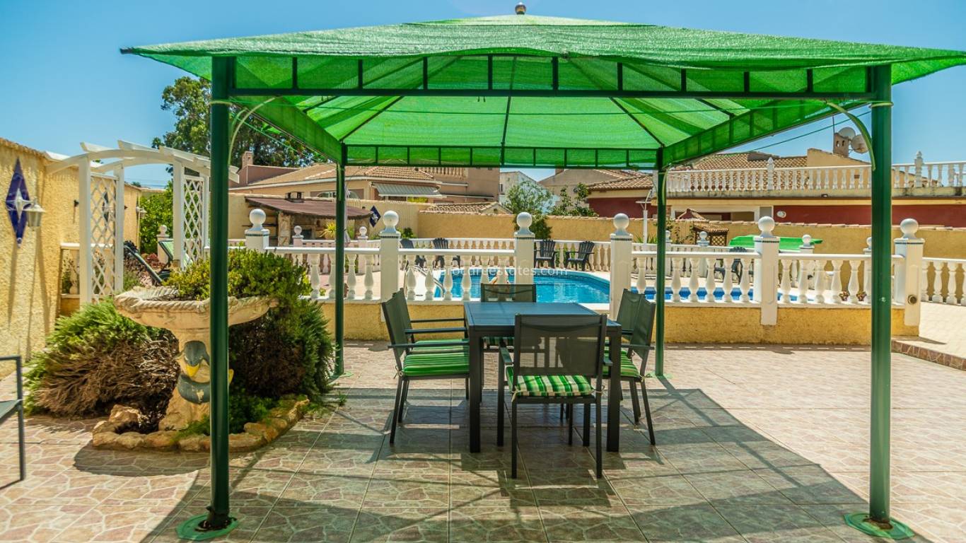 Verkoop - Villa - Torrevieja - La Siesta